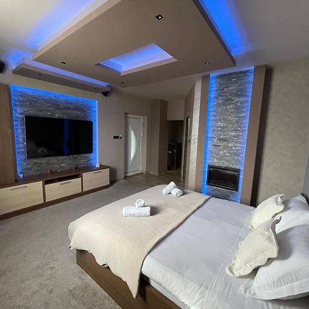 Apartmani Aso-Ler Kukujevci 外观 照片